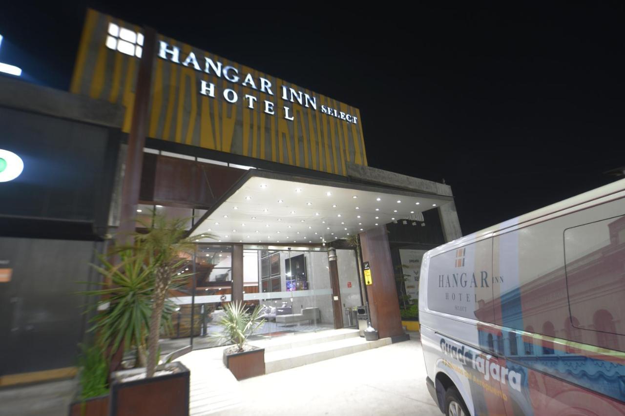 Hangar Inn Select Aeropuerto Guadalajara Buitenkant foto